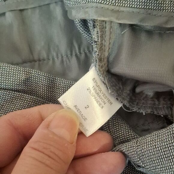 New York & Company Stylish Gray Trousers size 2 - Picture 4 of 6